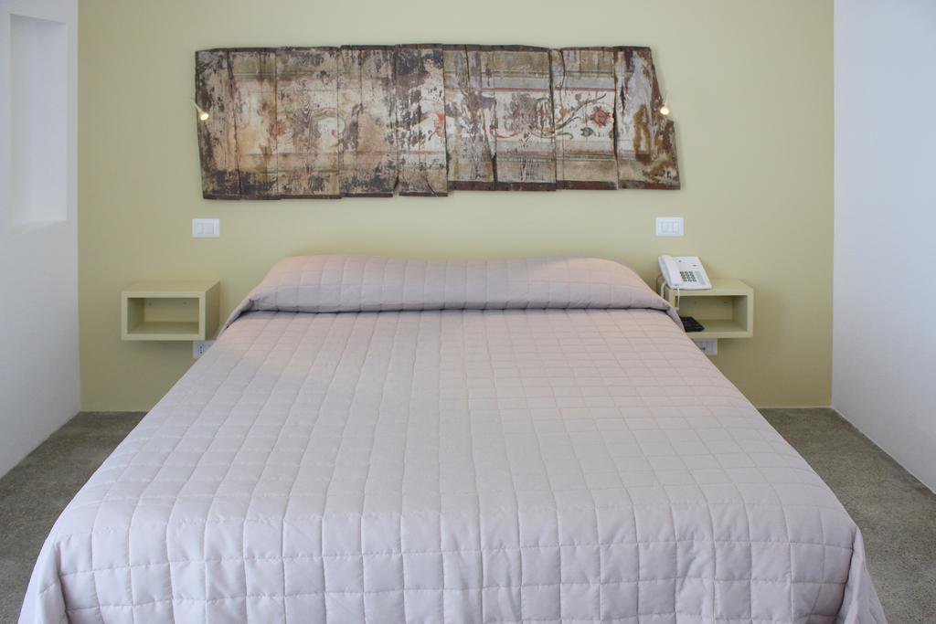 Hotel Intorno Al Fico Fiumicino